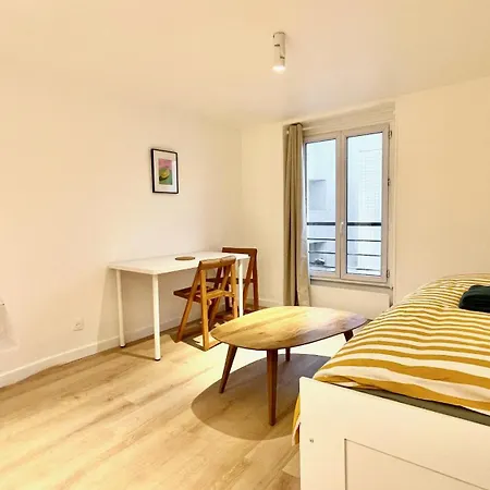 Charming Bright Studio In Menilmontant Parijs Buitenkant foto