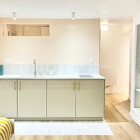 Charming Bright Studio In Menilmontant Parijs Buitenkant foto