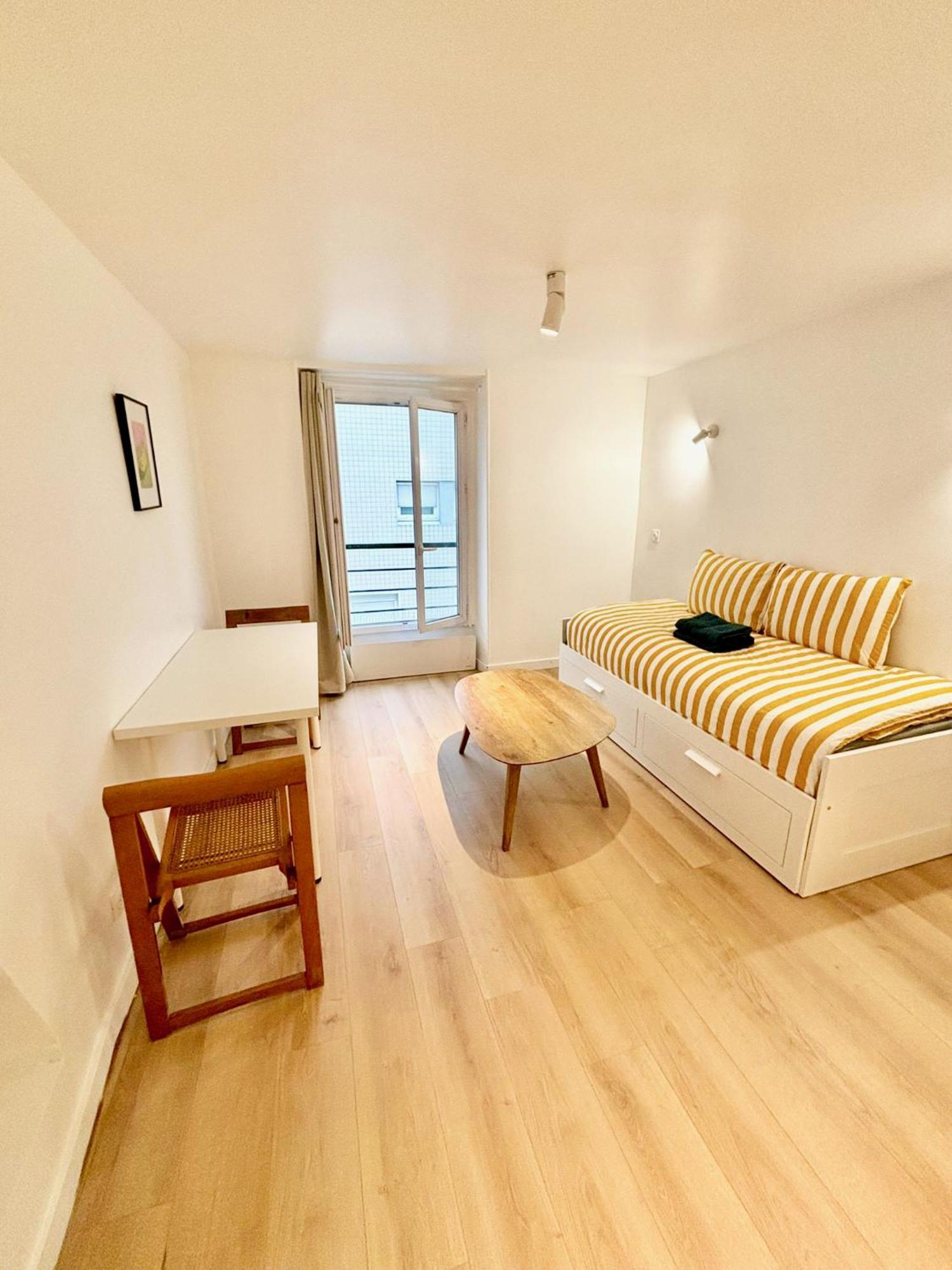 Apartamento Charming Bright In Menilmontant